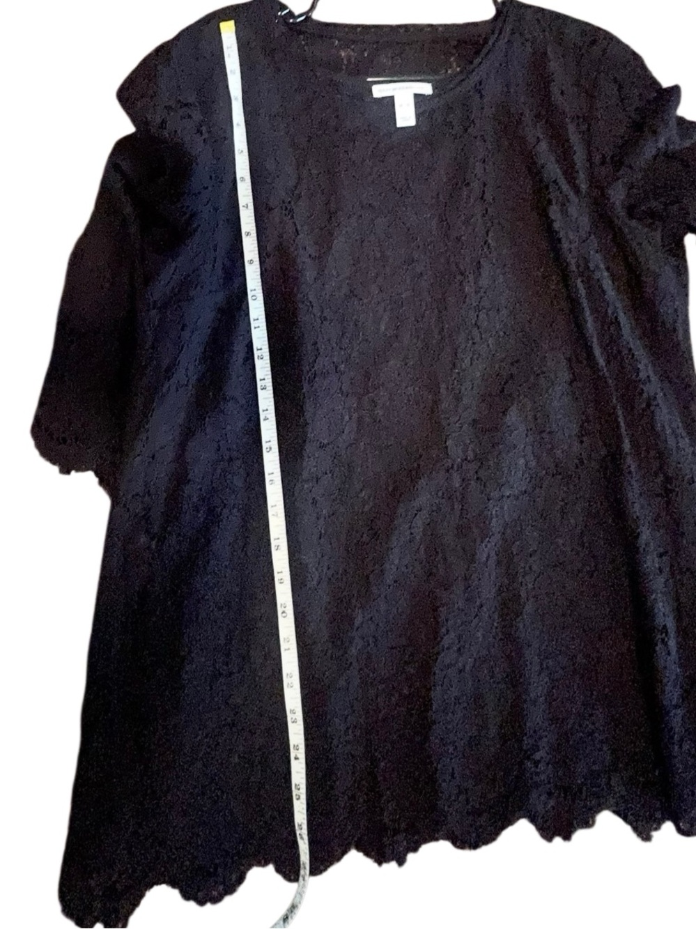 Isaac Mizrahi Live XL Black Floral Lace Bell Sleeve Blouse Date Night - Picture 7 of 9